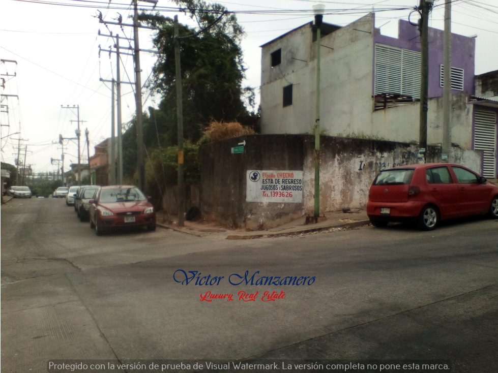 Terreno en Venta Primero de Mayo Esq. Manuel Téllez en Villahermosa