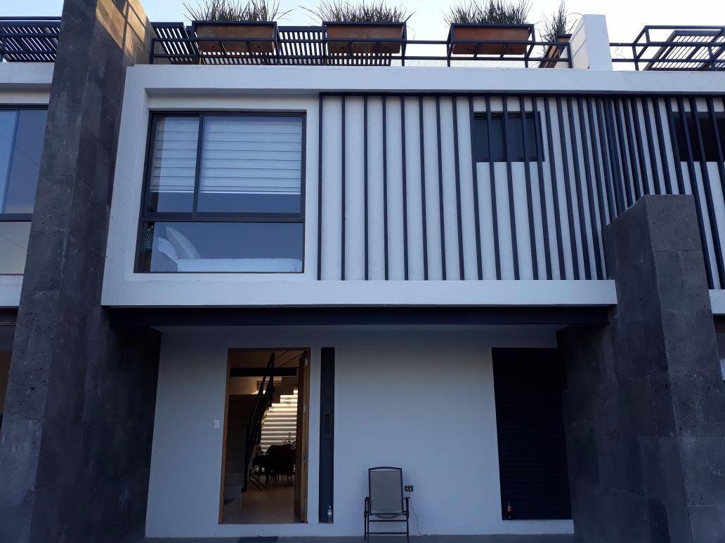 Casas En Venta En Zona  UVM Campus Puebla