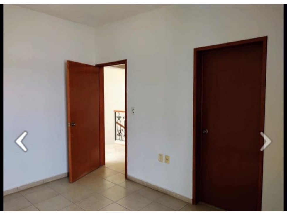 CASA EN VENTA EN RESIDENCIAL ESMERALDA SUR COLIMA