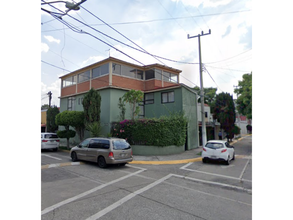 CASA EN FRACC.JACARANDAS.