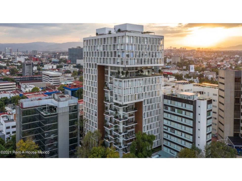 Departamento en venta en Hipodromo Condesa  SBREF 22-2022