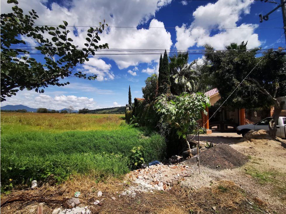 TERRENO 9569.43 m2 CARRETERA SAHUAYO-JIQUILPAN