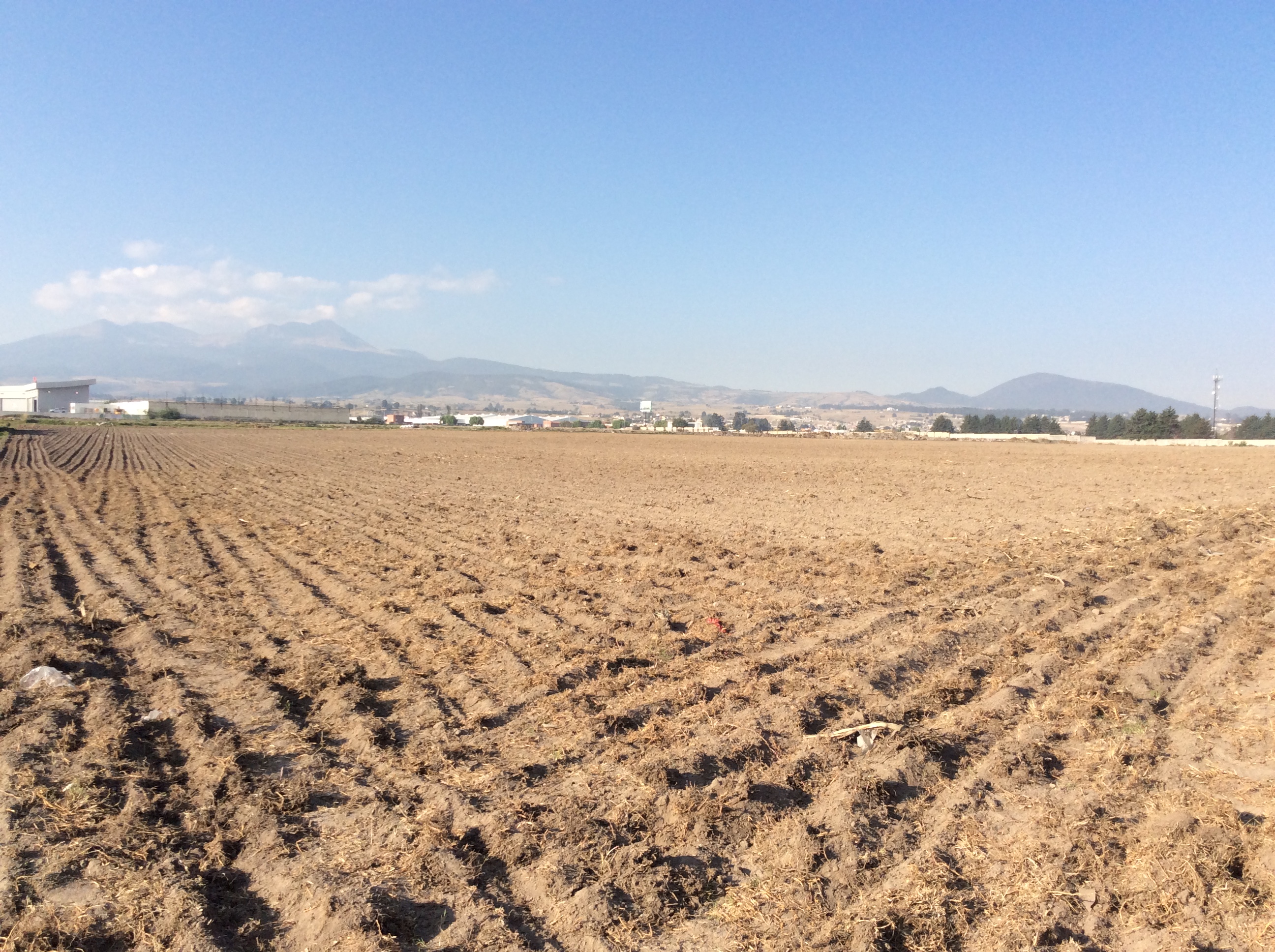 Terreno propiedad de 3 has a 800 mts de Tec de Monterrey campus Toluca, en San Buenaventura